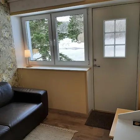 Aemmamoori Maja - Mother-in-law's House Palmse