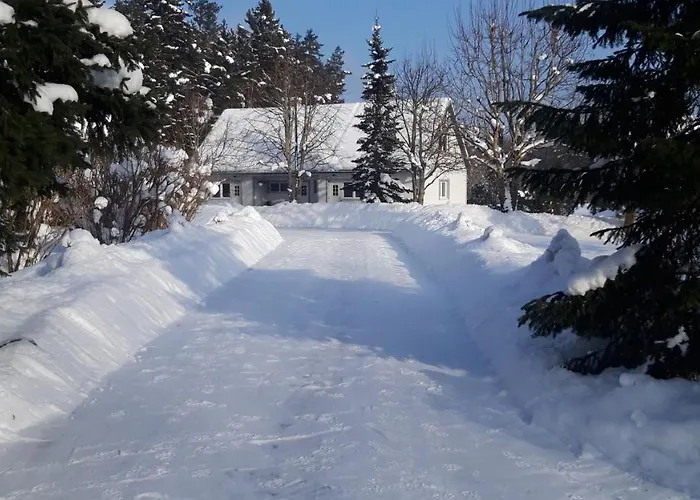 Konukevi Aemmamoori Maja - Mother-in-law's House Palmse