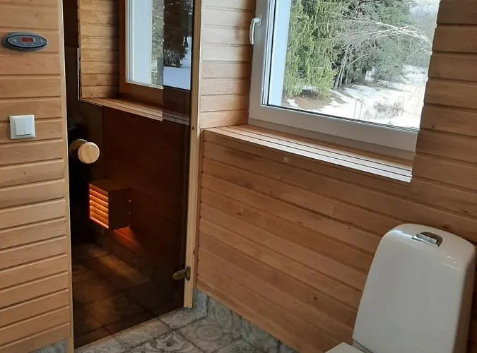 Aemmamoori Maja - Mother-in-law's House Konukevi