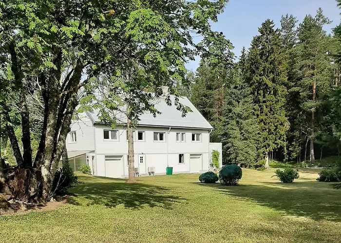 Aemmamoori Maja - Mother-in-law's House Guest house