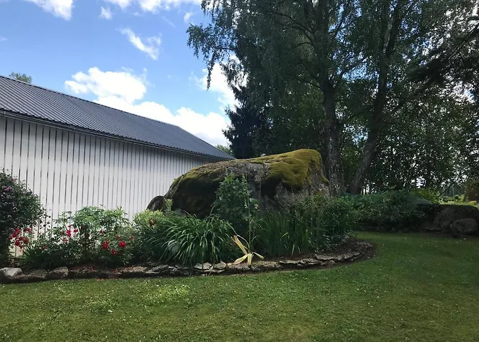 Aemmamoori Maja - Mother-in-law's House Konukevi Palmse